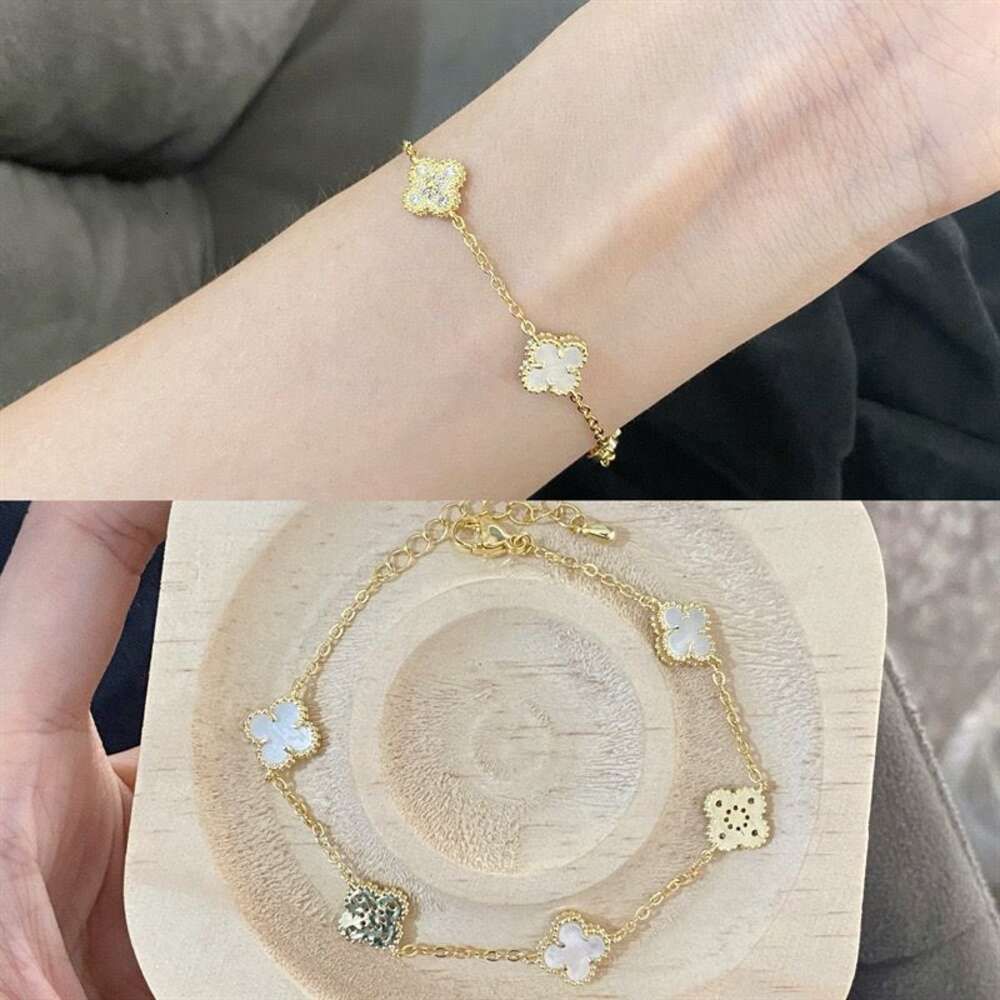 1cm Gold White with Diamond