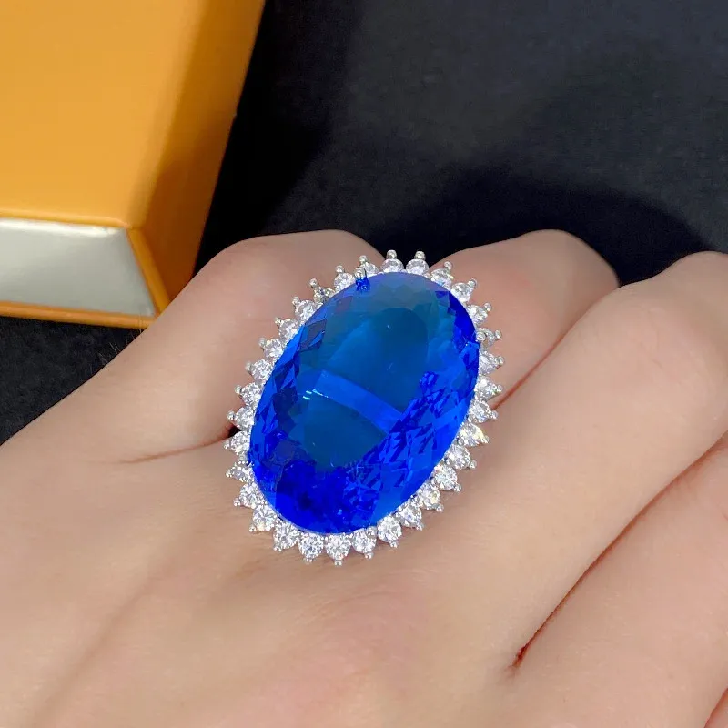 blau ring