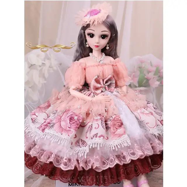 Księżniczka J-Doll i ubrania