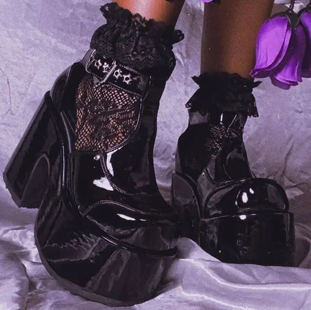 black patent style 3