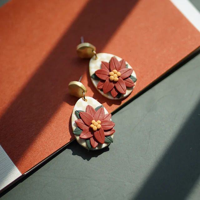 Red Flower Pendant