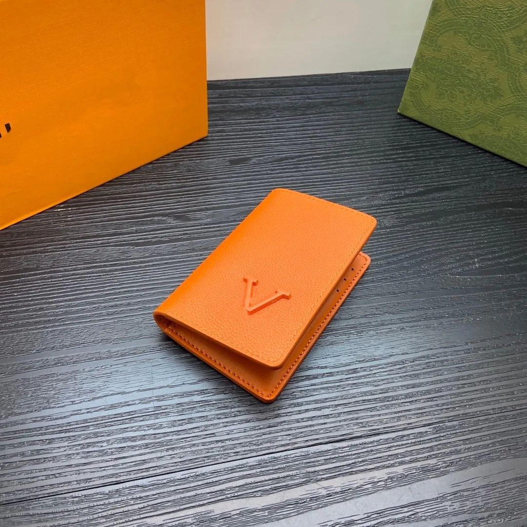 Titular do cartão laranja