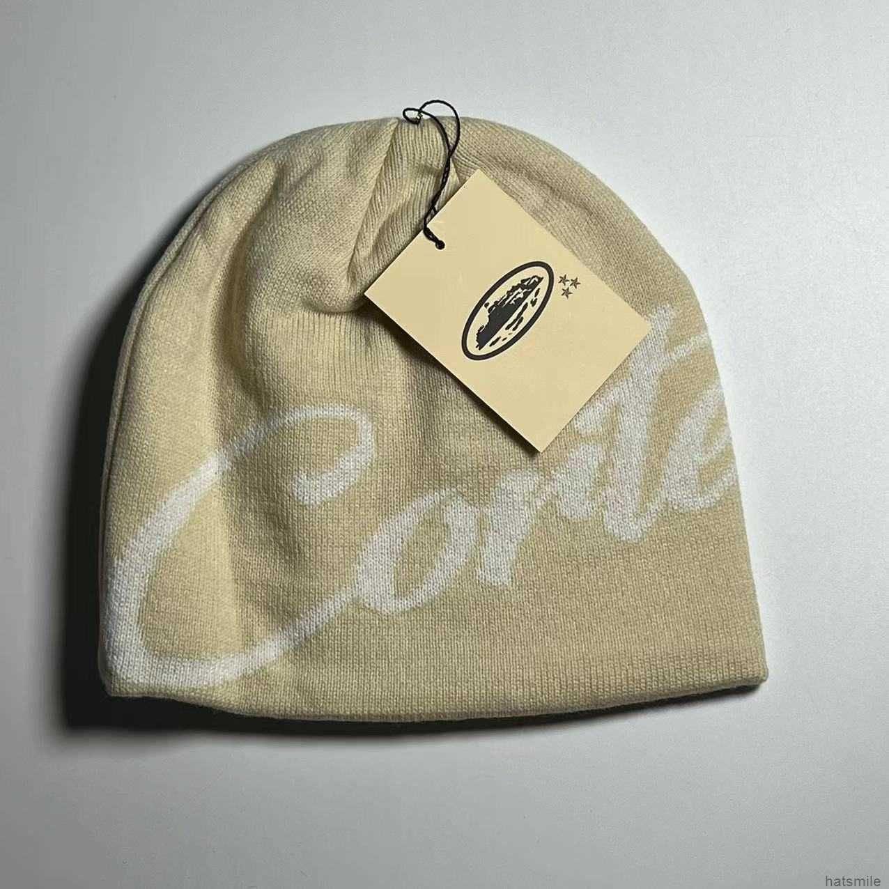 apricot co font cold hat