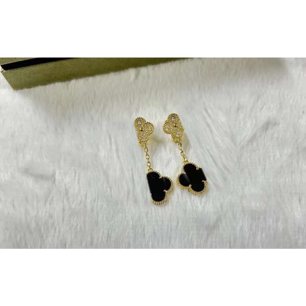 Full Diamond Two Flower Black Agate EA