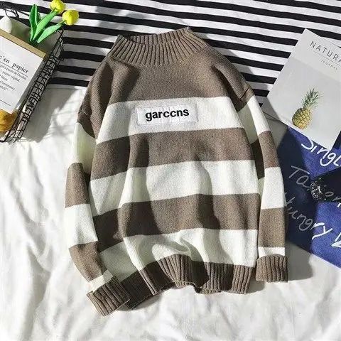 933 khaki sweater