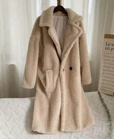 manteau en peluche beige