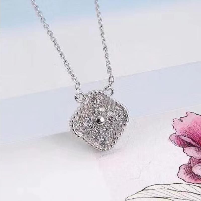 5Silver diamond necklaceChina