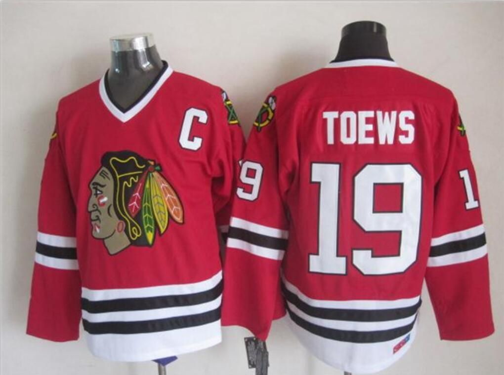 #19 toews czerwony