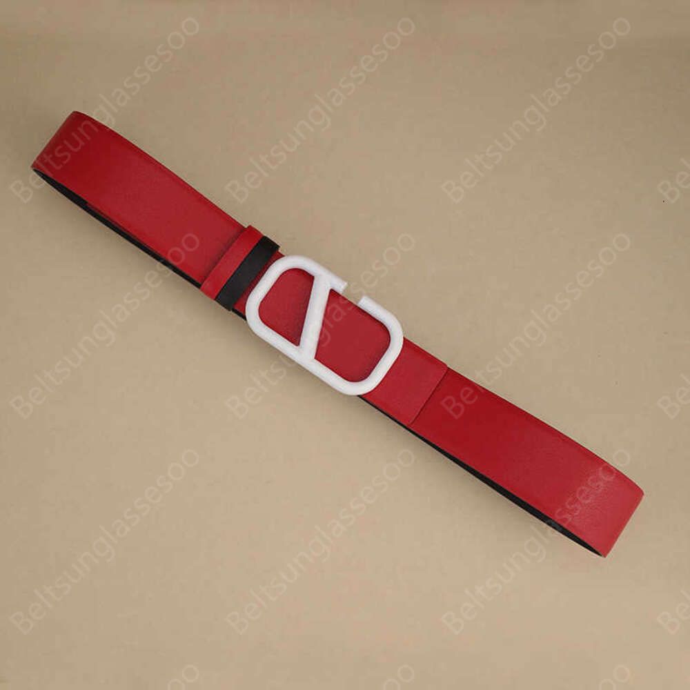 Red_white buckle
