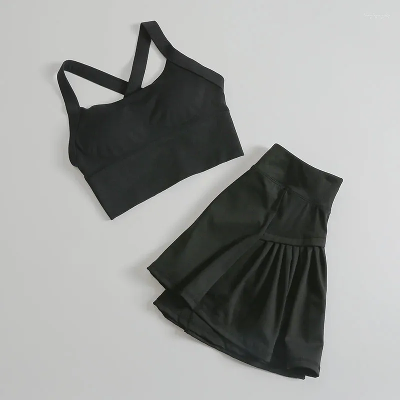 bra black culottes