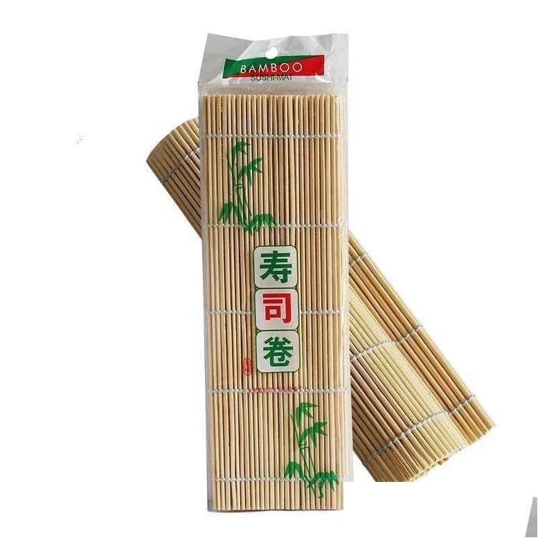 Rotoli di sushi di bambù