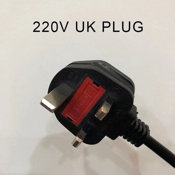 Plug 220v del Regno Unito