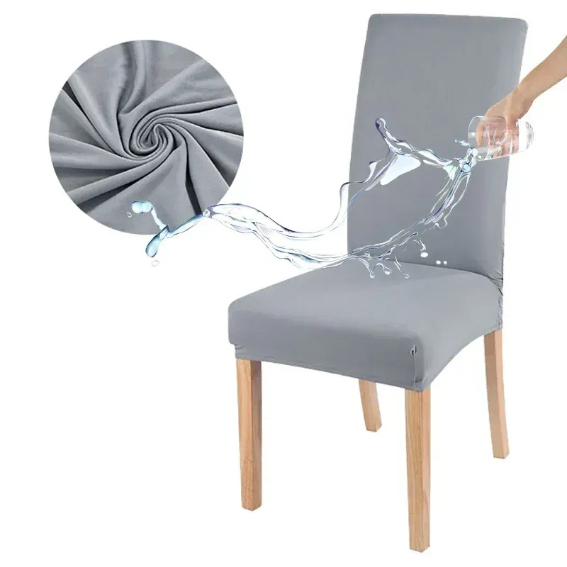 1 housse de chaise gris clair.
