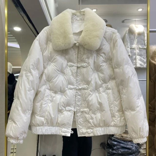 white rabbit fur