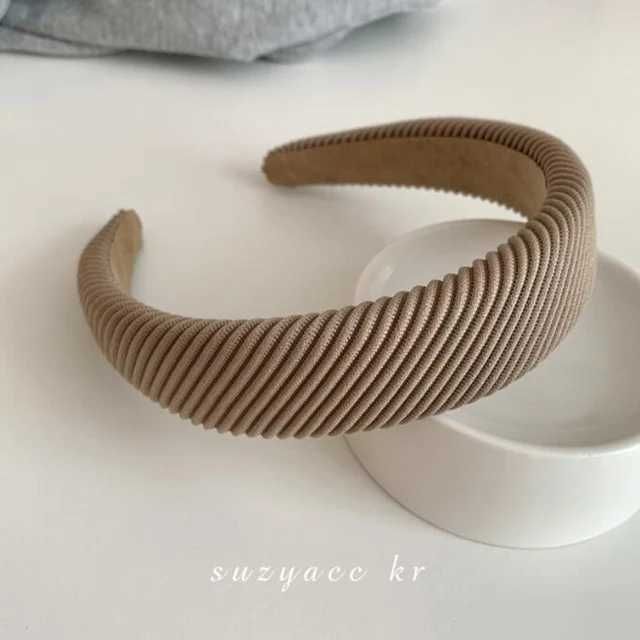 style 2-light brown
