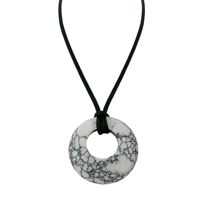 Howlite Cordon Noir 60CM