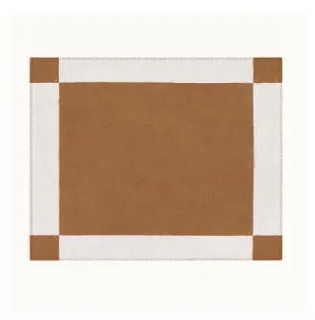 #4 brown Blanket(135*165cm no box)