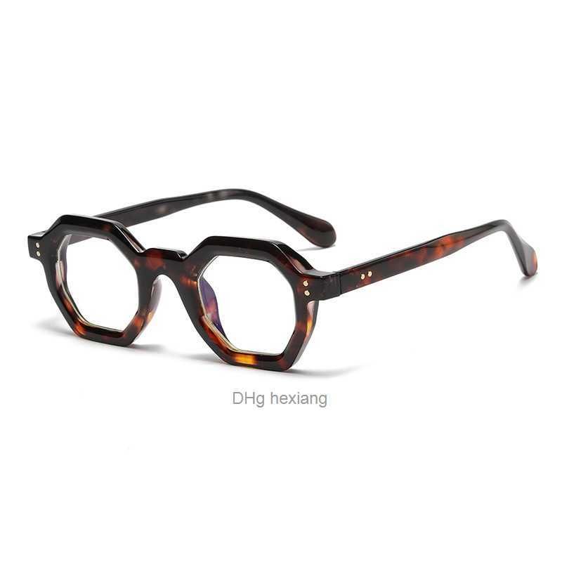 Tea Tortoiseshell Frame Transparent Sh