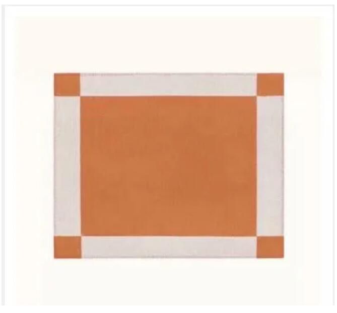 #1 orange Blanket(135*165cm no box)