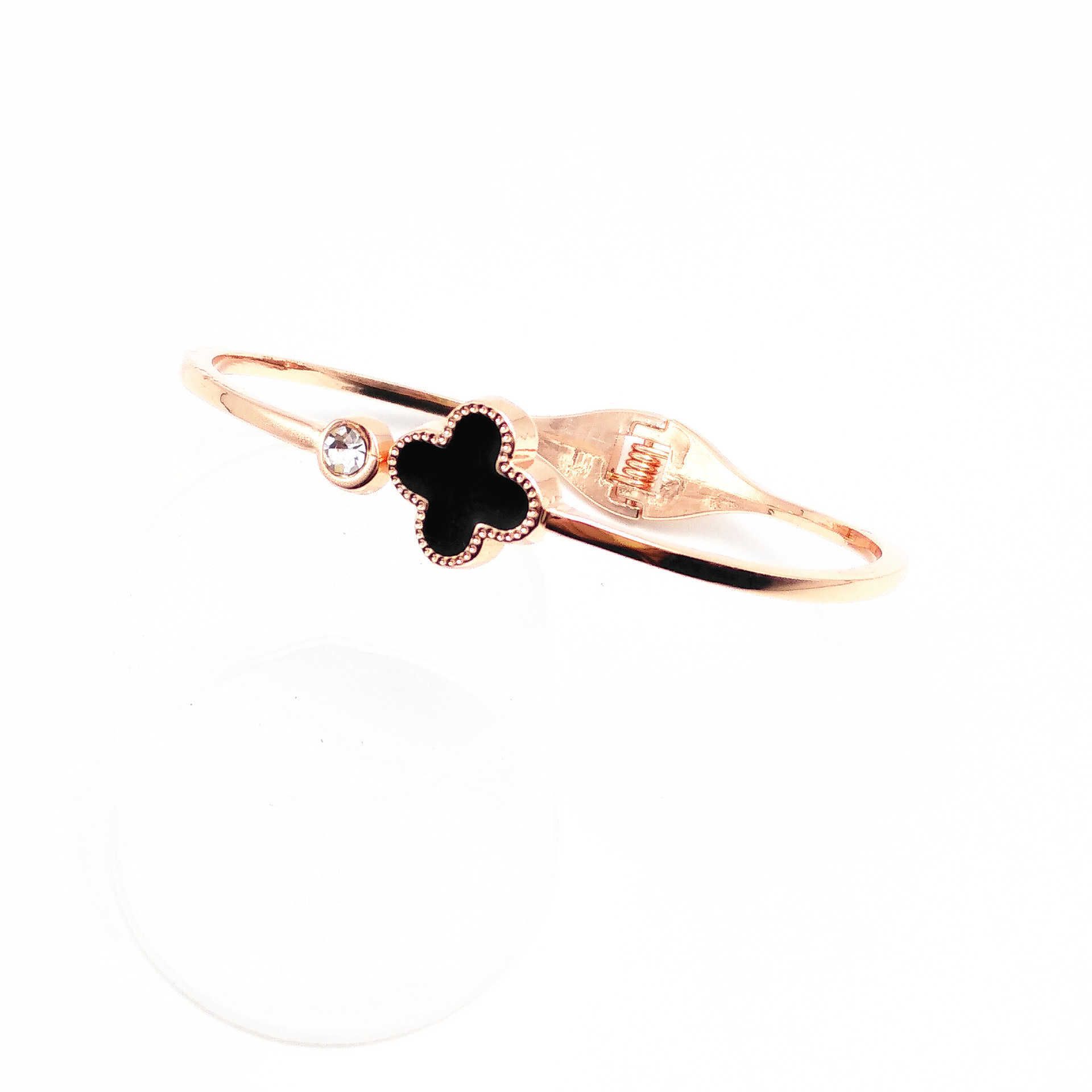 Clover Rose Gold Black