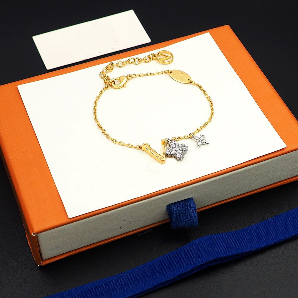 11 Gold Bracelet with Box