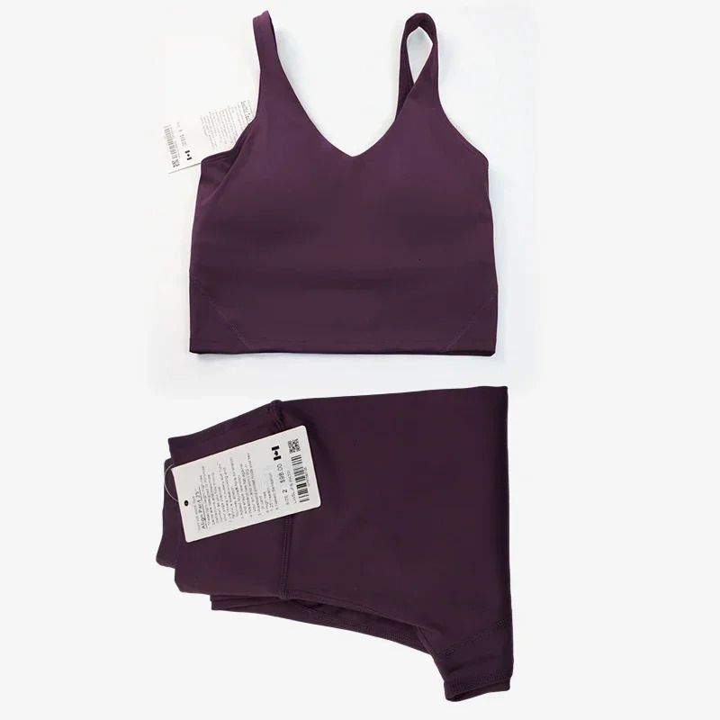 aubergine lila