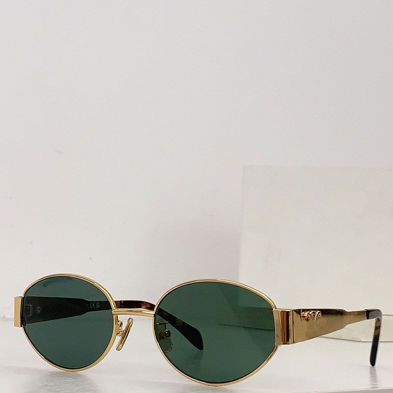 Lentes verdes emolduradas de ouro