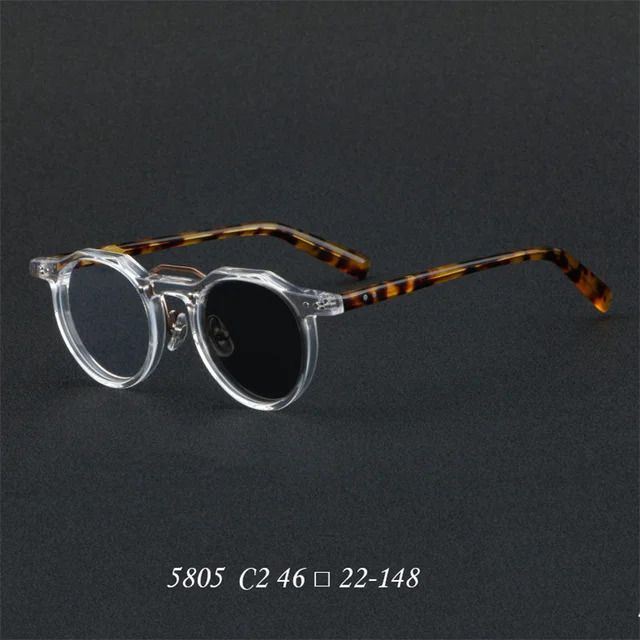 Photochromic C2