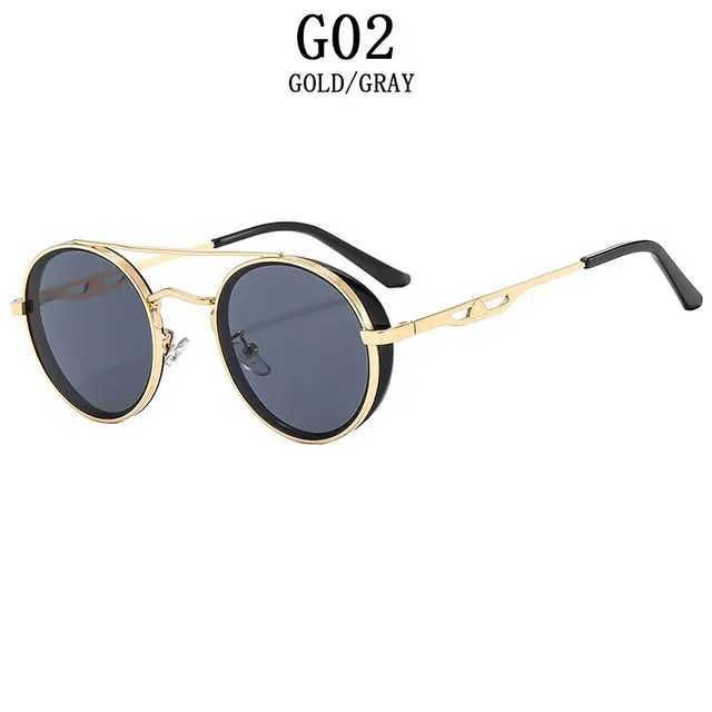 G02