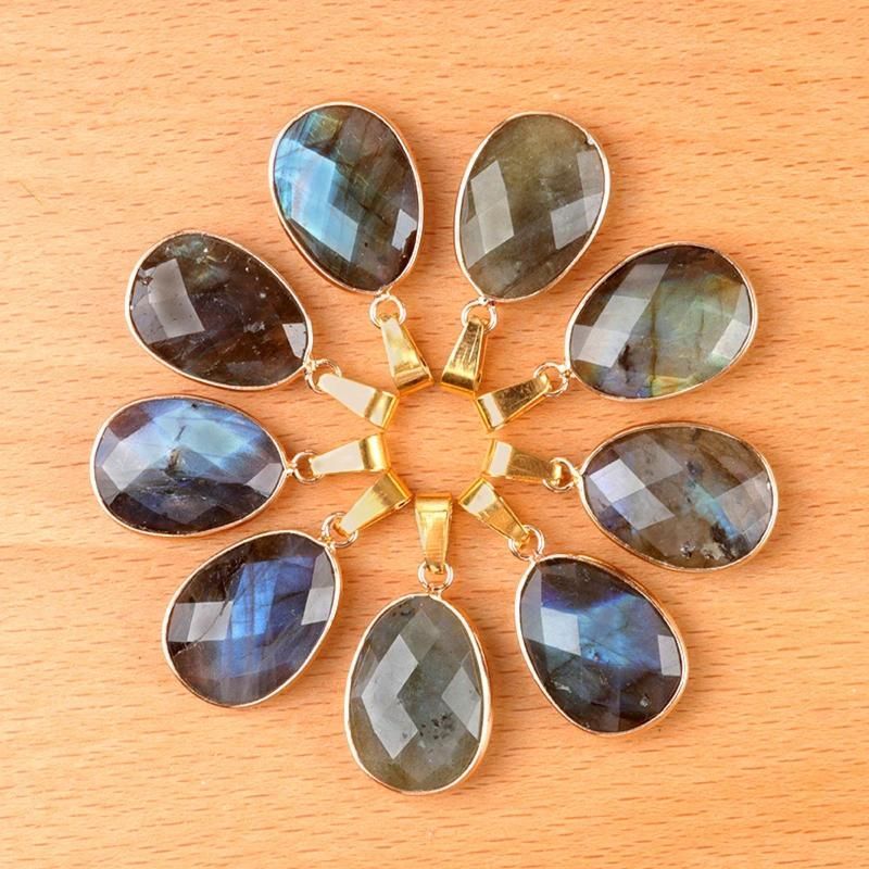 Flash Labradorite