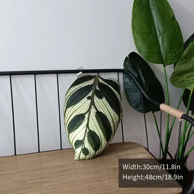 s8 leaf pillow