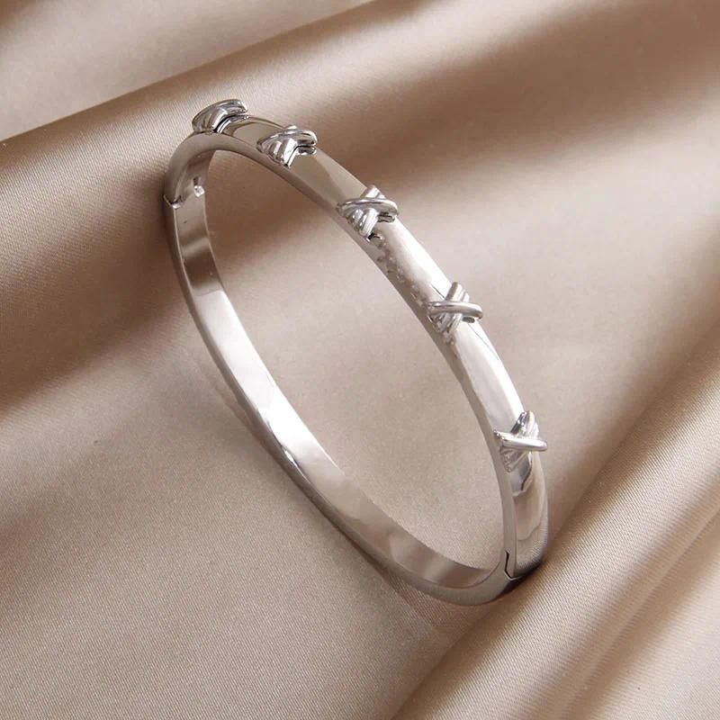 D0407 silver