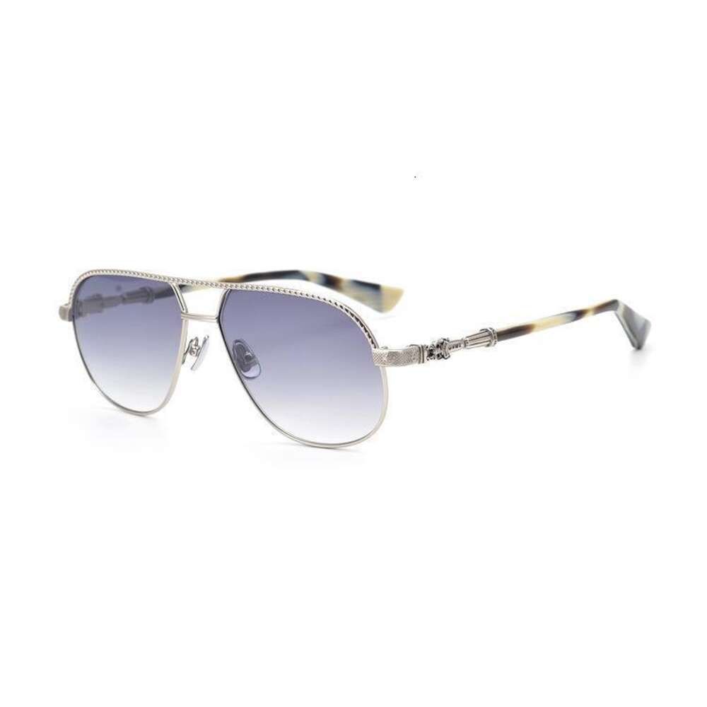 lunettes de soleil en argent