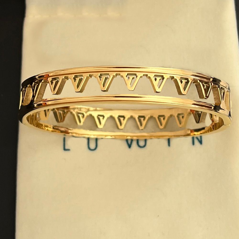 S372 -Gold