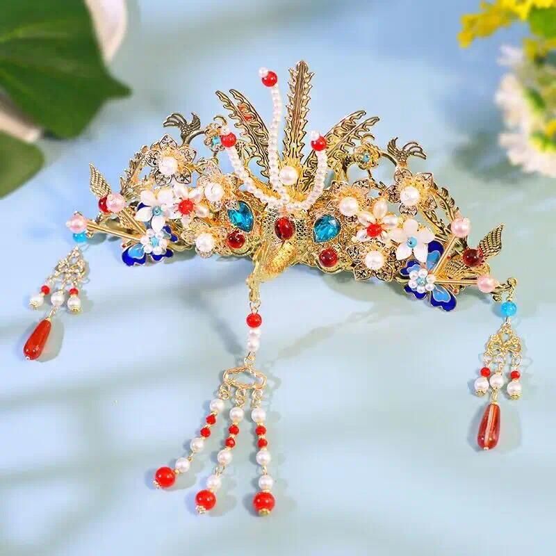 Tiaras B one pcs