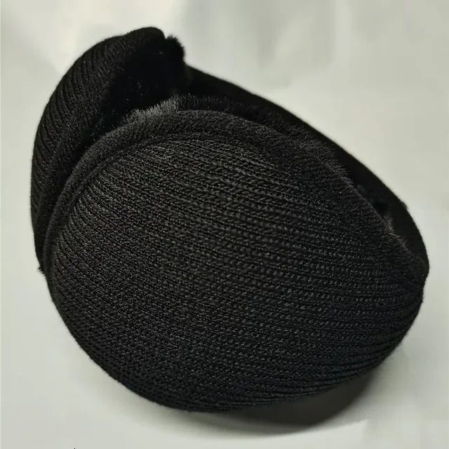 rayure tricotée noire