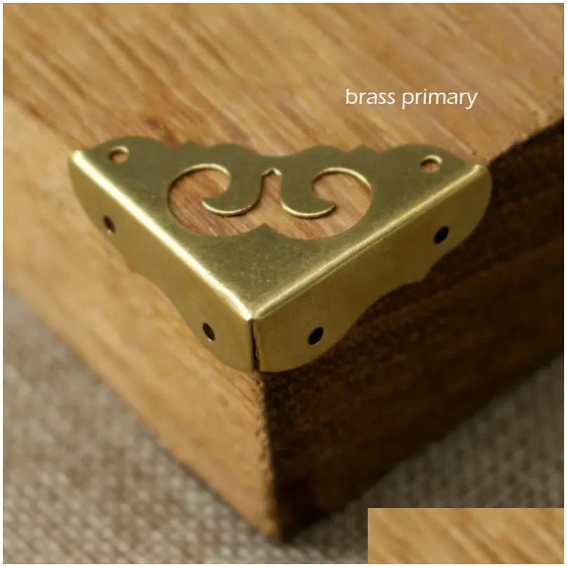 Brass Primary Style