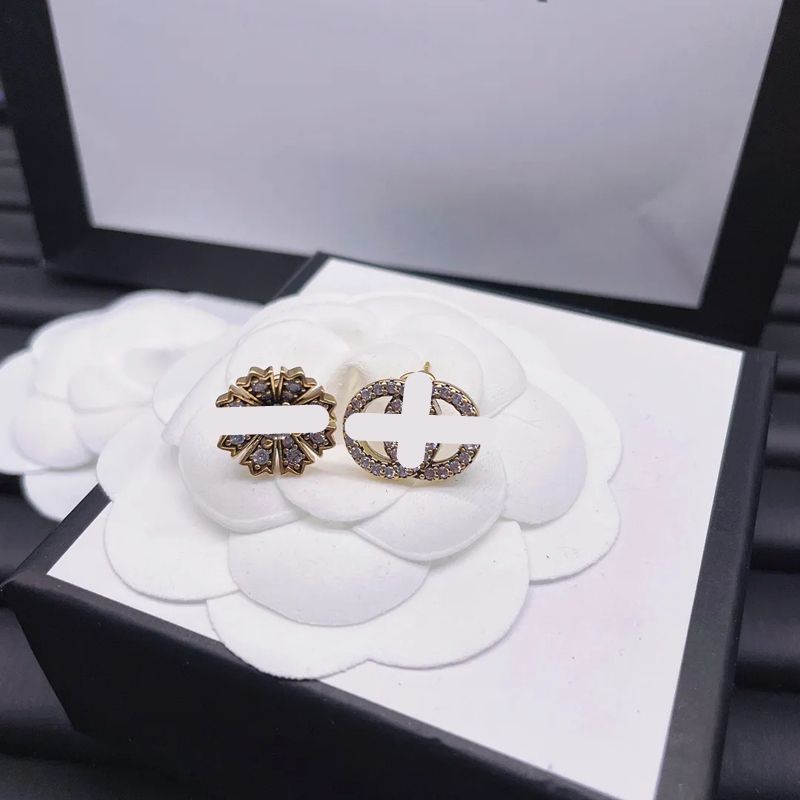 No.6 earring with box