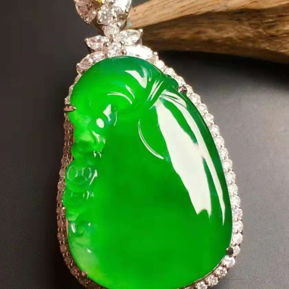 Diamante de jade natural em ouro branco 18k