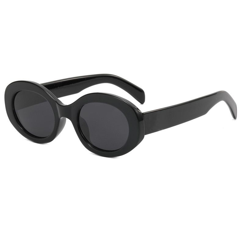 D1black framed black gray lenses