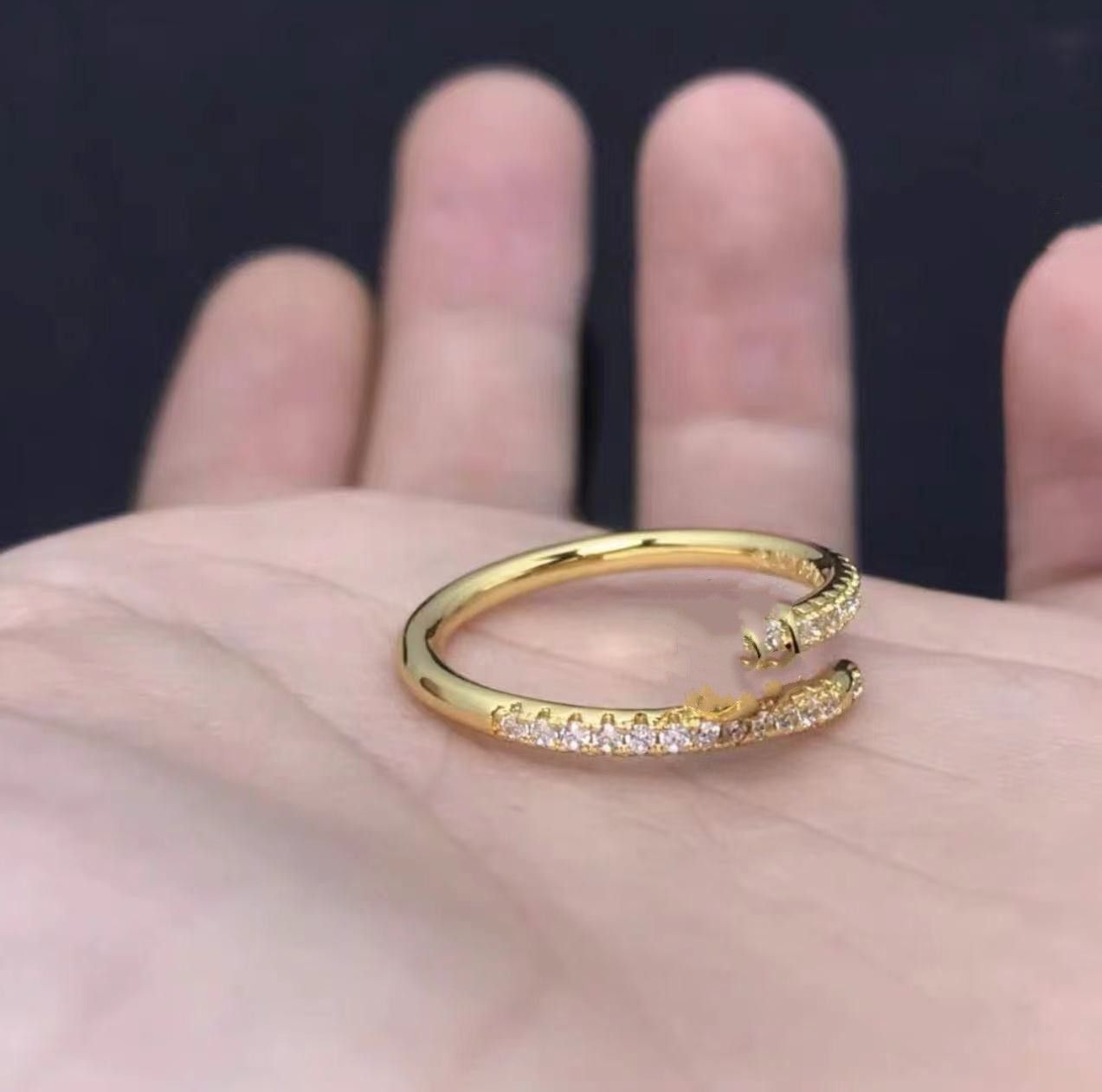 Dünn, Gold mit Diamanten