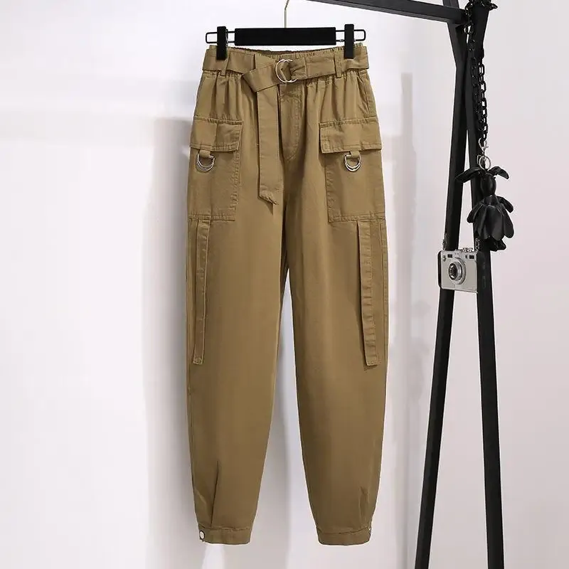 pantaloni kaki