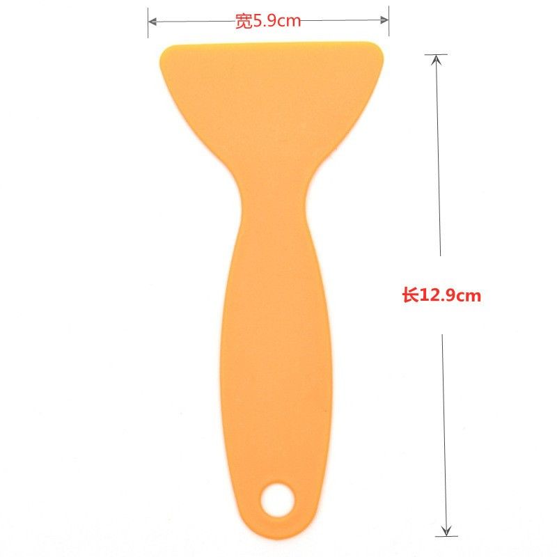 Thickened straight handle scraper