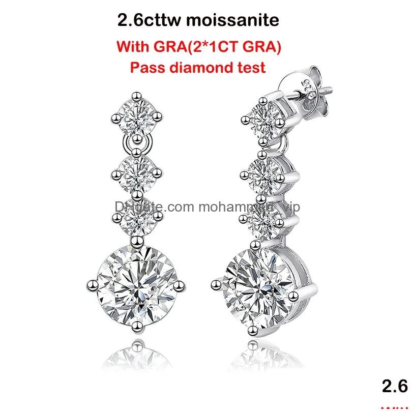 Moissanite With Gra