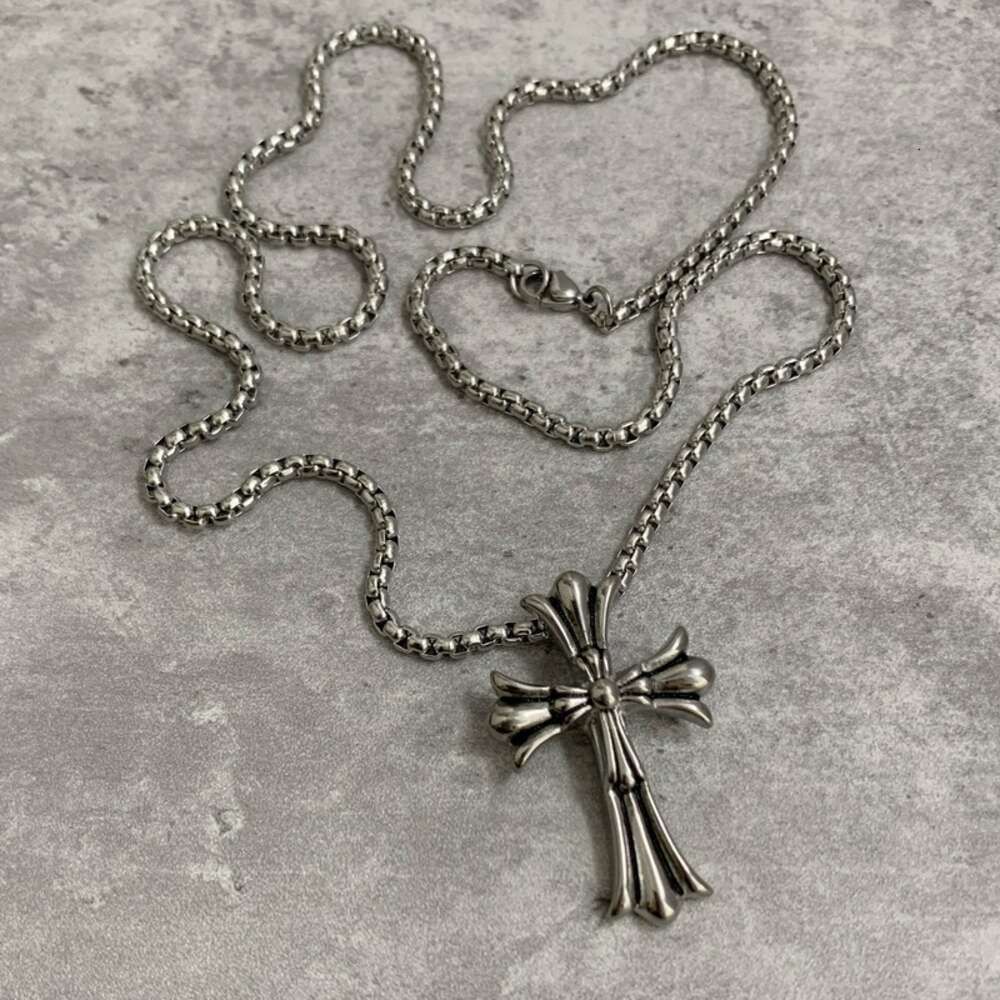Croix kalp kolye çelik croix