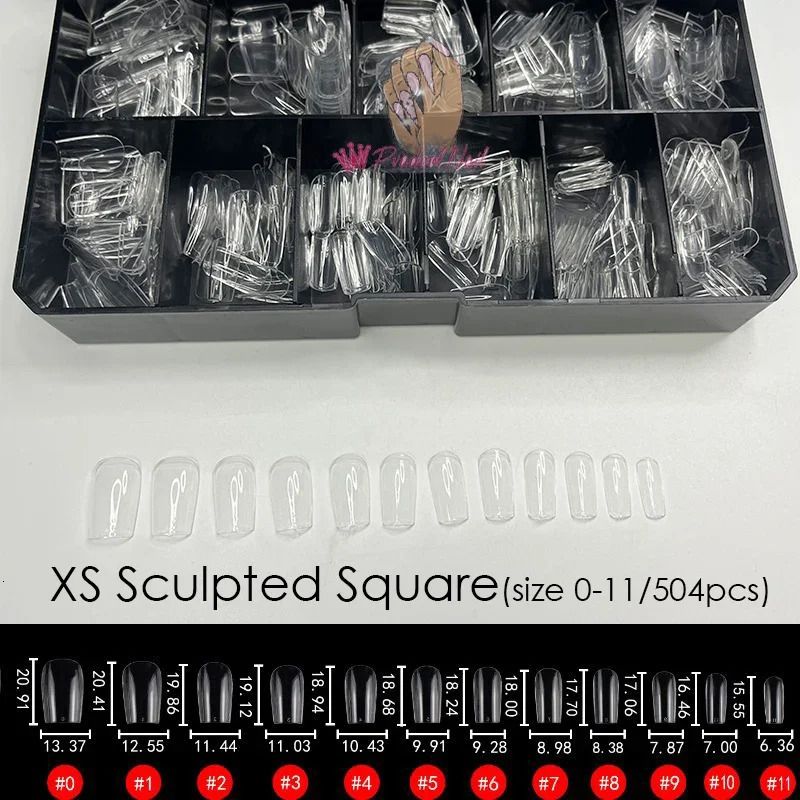 XS彫刻された正方形