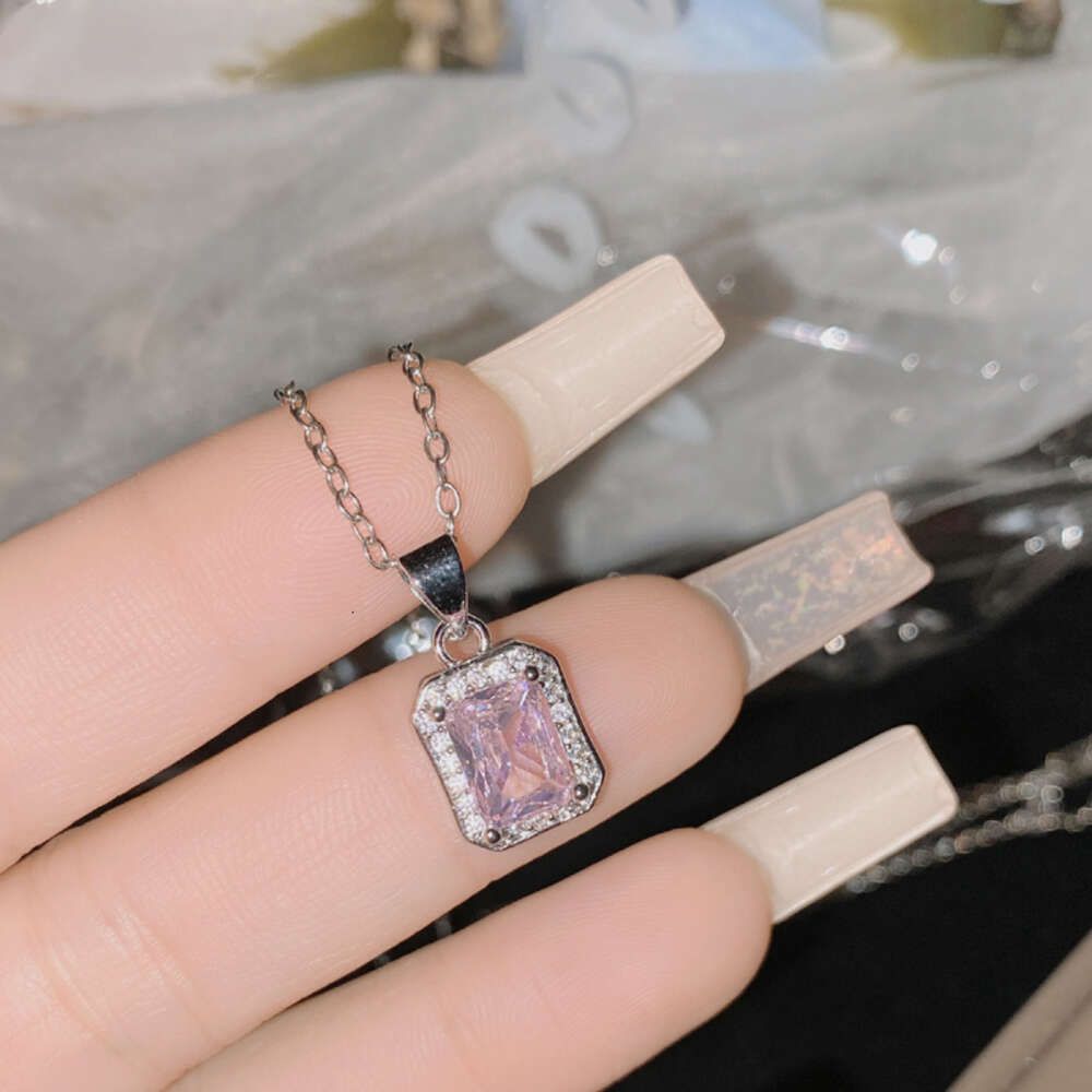 Cuic Pink Diamond ohne Kette