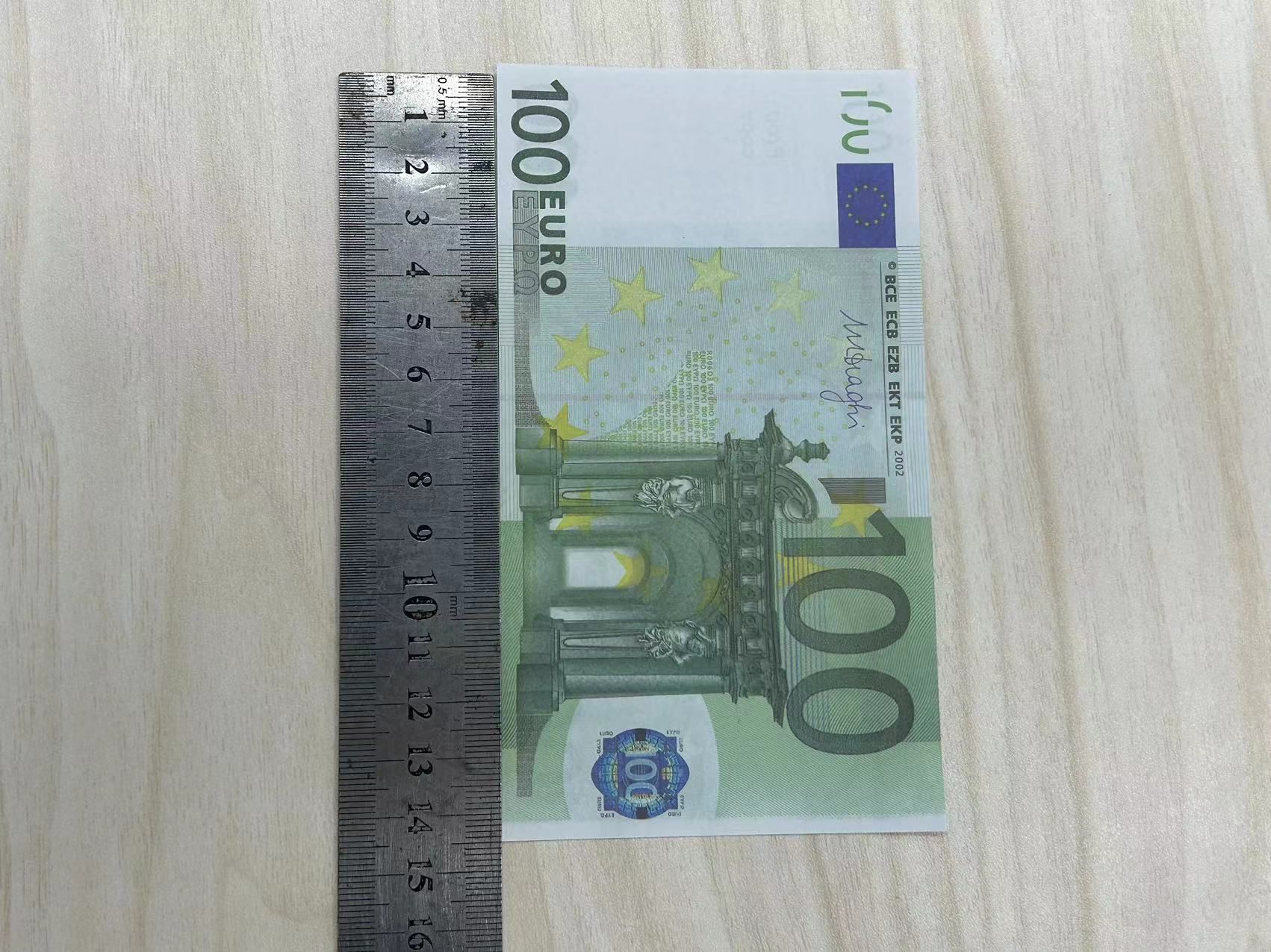 100 euro