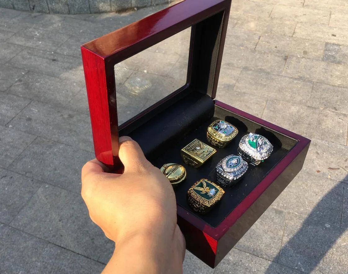 6pcs Eagl e Ring Set with Wooden Box