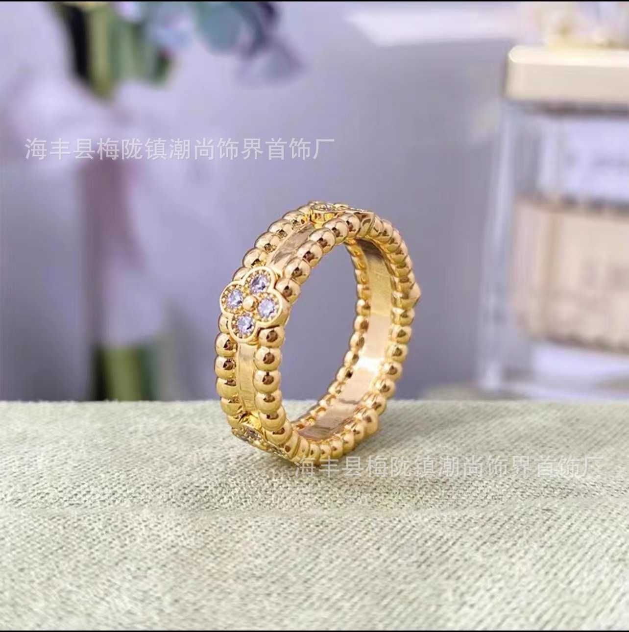 Złoto pierścienia (rozmiar 7)